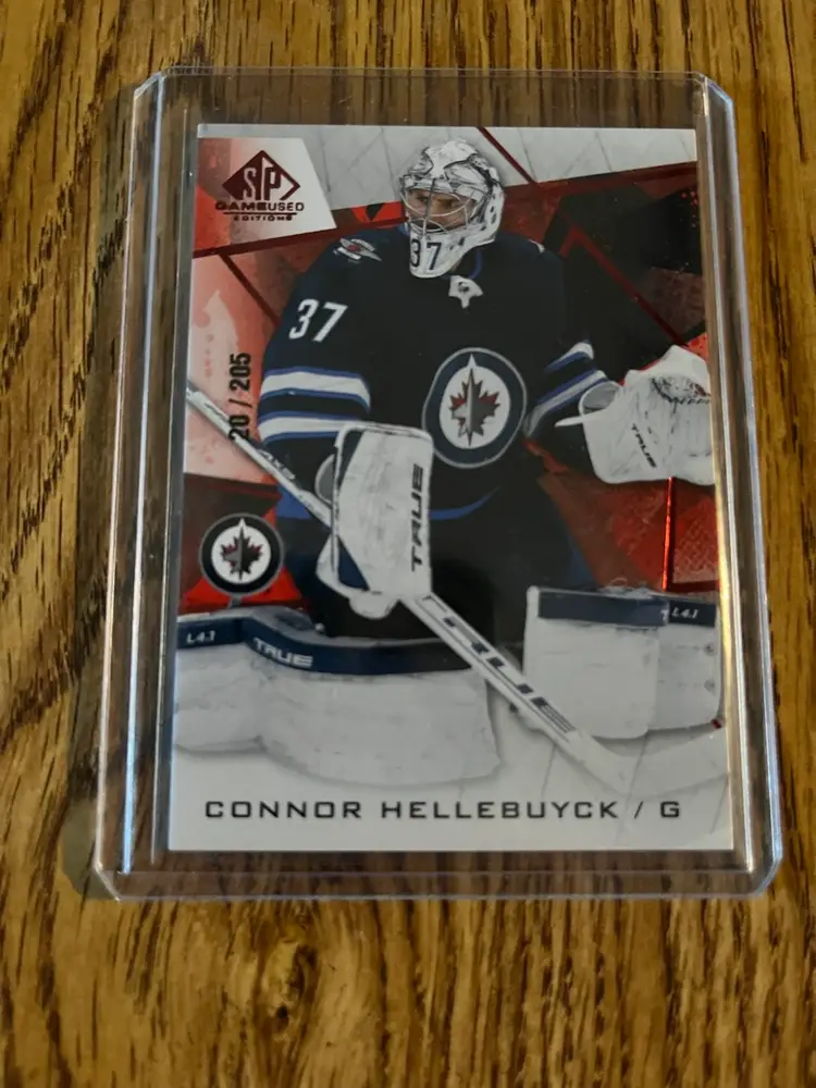 2021-22 SP Game Used Connor Hellebuyck /205 Jets