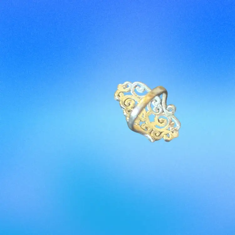 Silvertone Ring Size 6