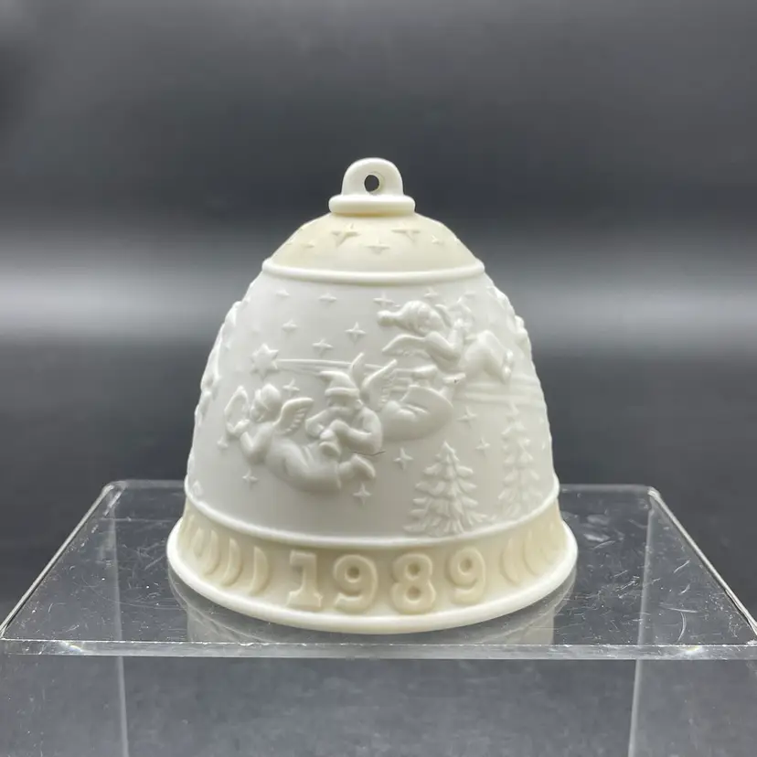 LLadro #5616 Porcelain Christmas Bell Ornament Musical Flying Angels VTG 1989
