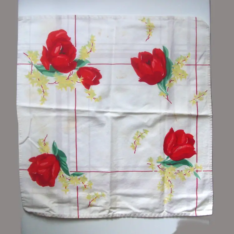 Set of 4 Red Tulip Flower Napkins Cotton &/or Linen Retro Vintage