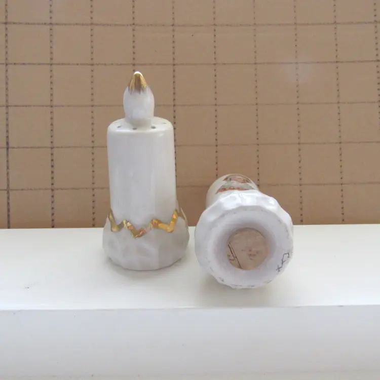 Vtg George & Martha Washington Candles Salt and Pepper Shaker Set