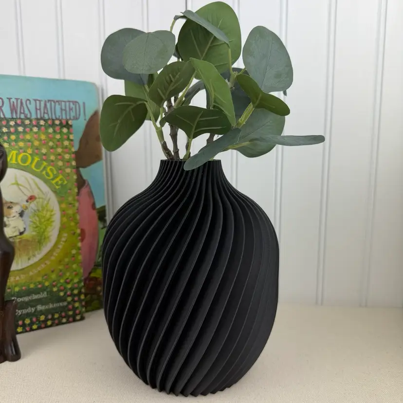 Unique Spiral Modern Flower Vase, The Kivan Vase, , Bookshelf Table Decor, Plant Lovers, Multiple Colors