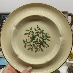 #19 - Ashtray As Shown