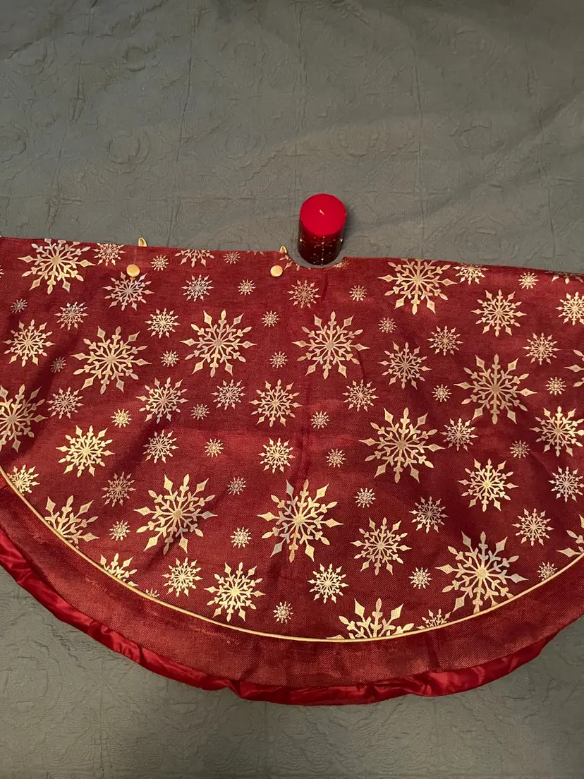 56" Diameter Holiday Time  Burgundy & Gold w/ Snowflake Detailing w/ Button Closure Tree Skirt w/ Matching Candle