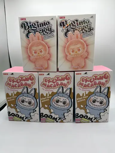 NIB Holiday Gifts-Featuring Labubu’s!!