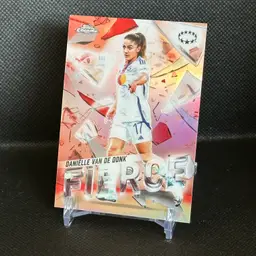 Danielle Van de Donk Fierce Case Hit - 2024/25 Topps Chrome Gold UEFA OL Lyonnes