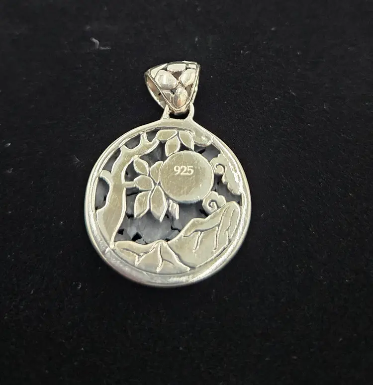 925 Pebble Design 3/4 Inch Round Pendant