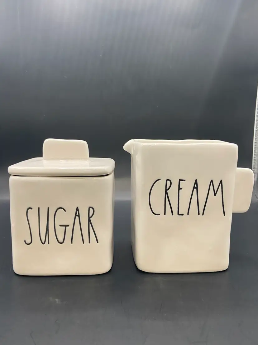 Rae Dunn Sugar And Creamer Set, 4”