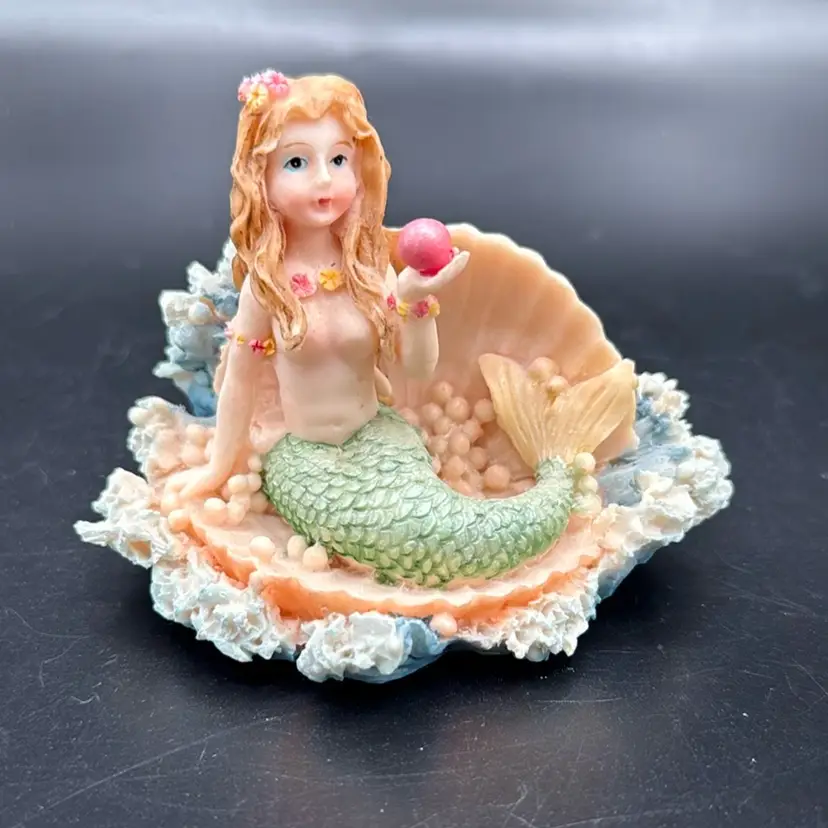Green Tail Holding Red Pearl Mermaid - Resin