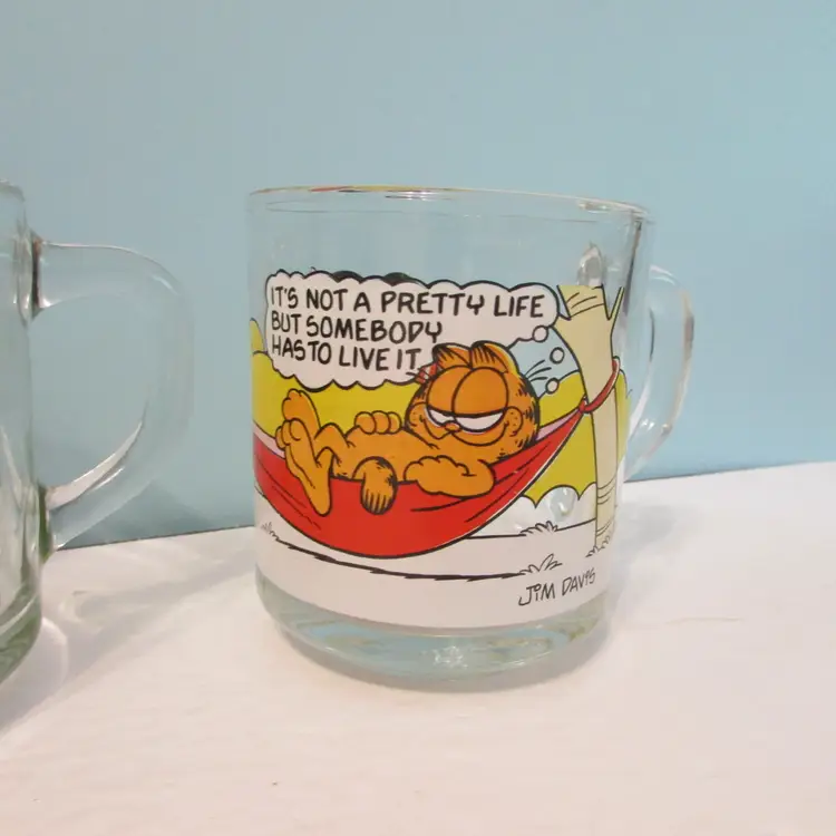 set of 2 vintage Garfield glass mug Mcdoanld Oddie Nermal Arlene