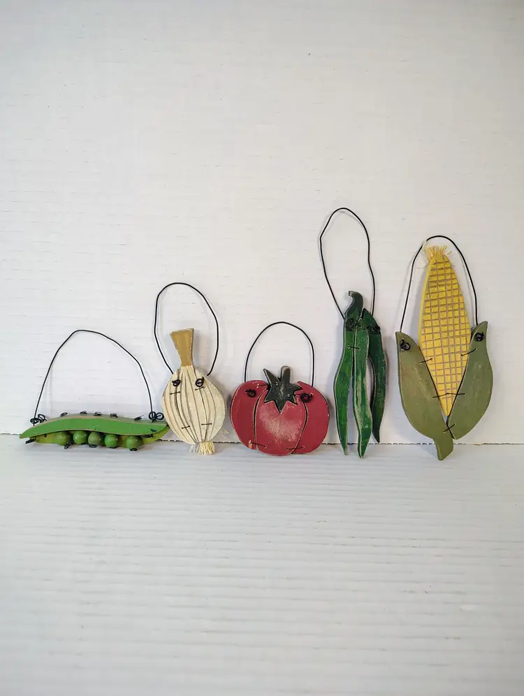 Vintage Wood Vegetables Rustic Kitchen Decor