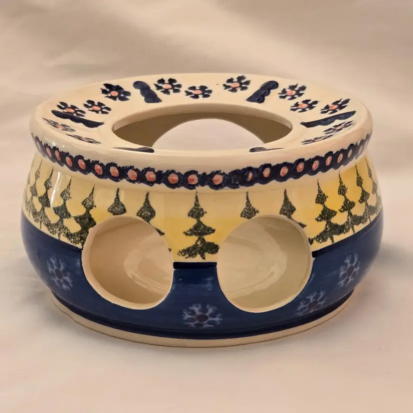 Polish Pottery Teapot Warmer Trees & Snowflakes Handmade from Wiza Poland Unused