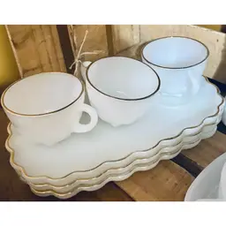Milk glass set