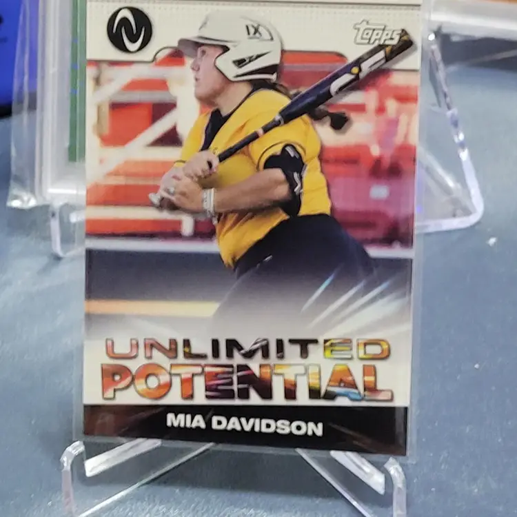 2023 Topps Athletes Unlimited Unlimited Potential #UP-16 Mia Davidson