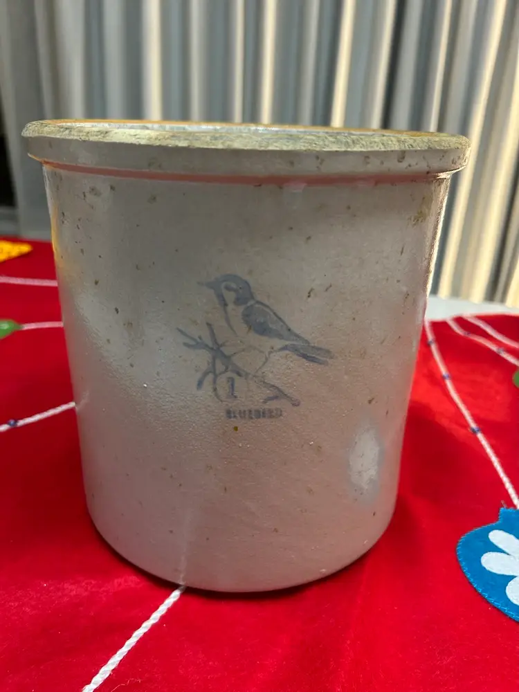 Vintage Burley Clay Crock Bird 1 Gallon