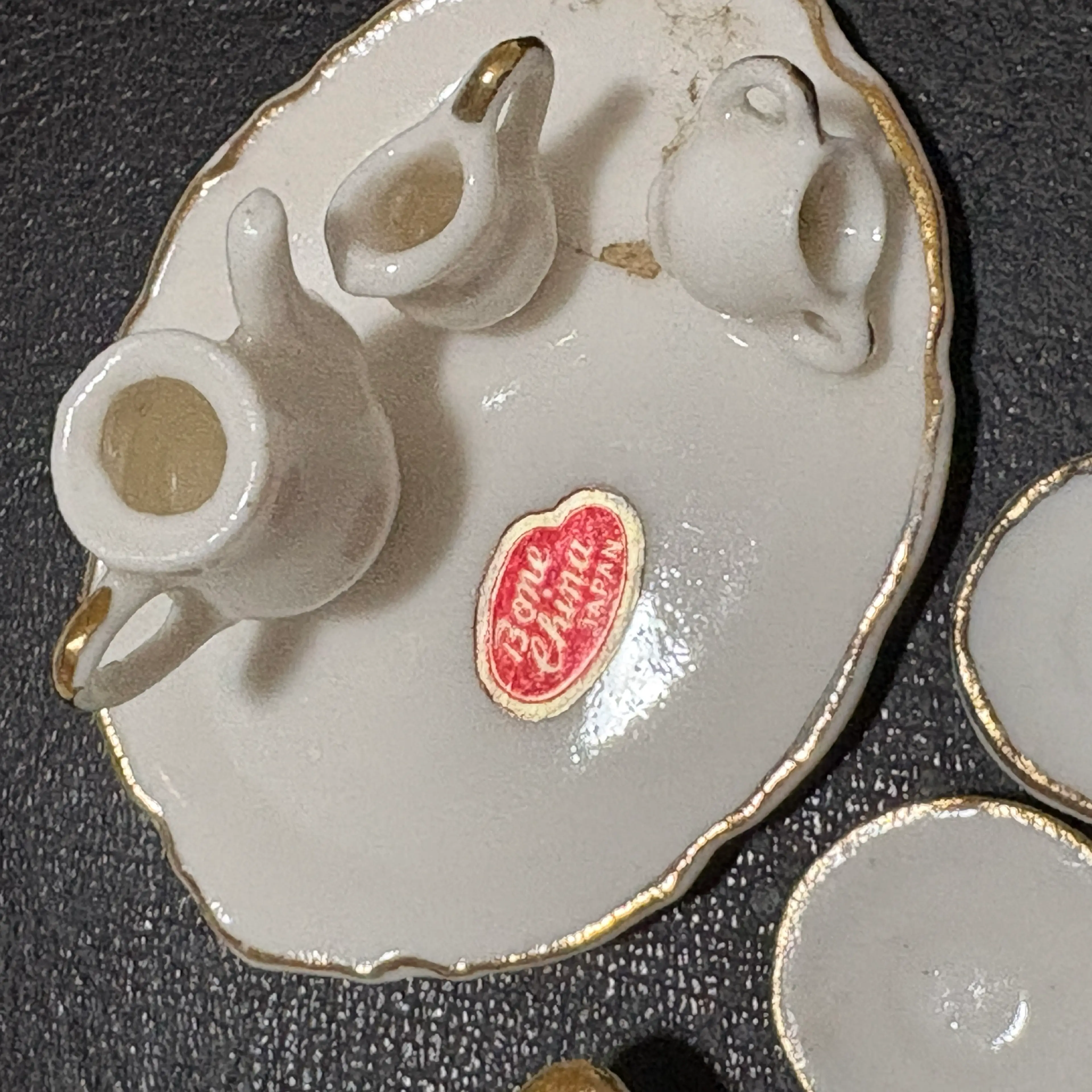 Image 3 of 5