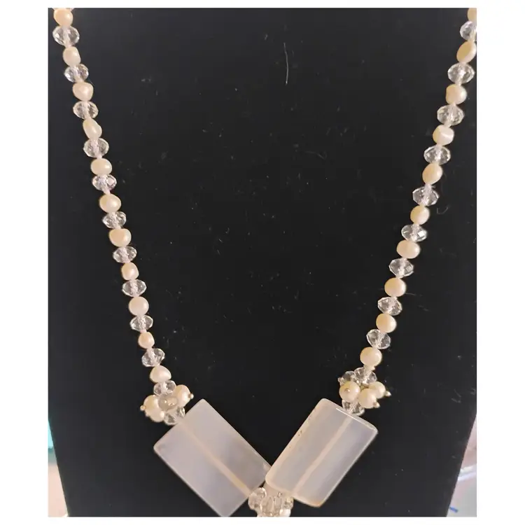 #01 Vintage Pearl and Crystal Beaded Necklace with Rectangular Accents