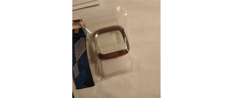 Fitbit Versa 2 Smartwatch Special Edition Navy/Pink PLUS extra bands and charger