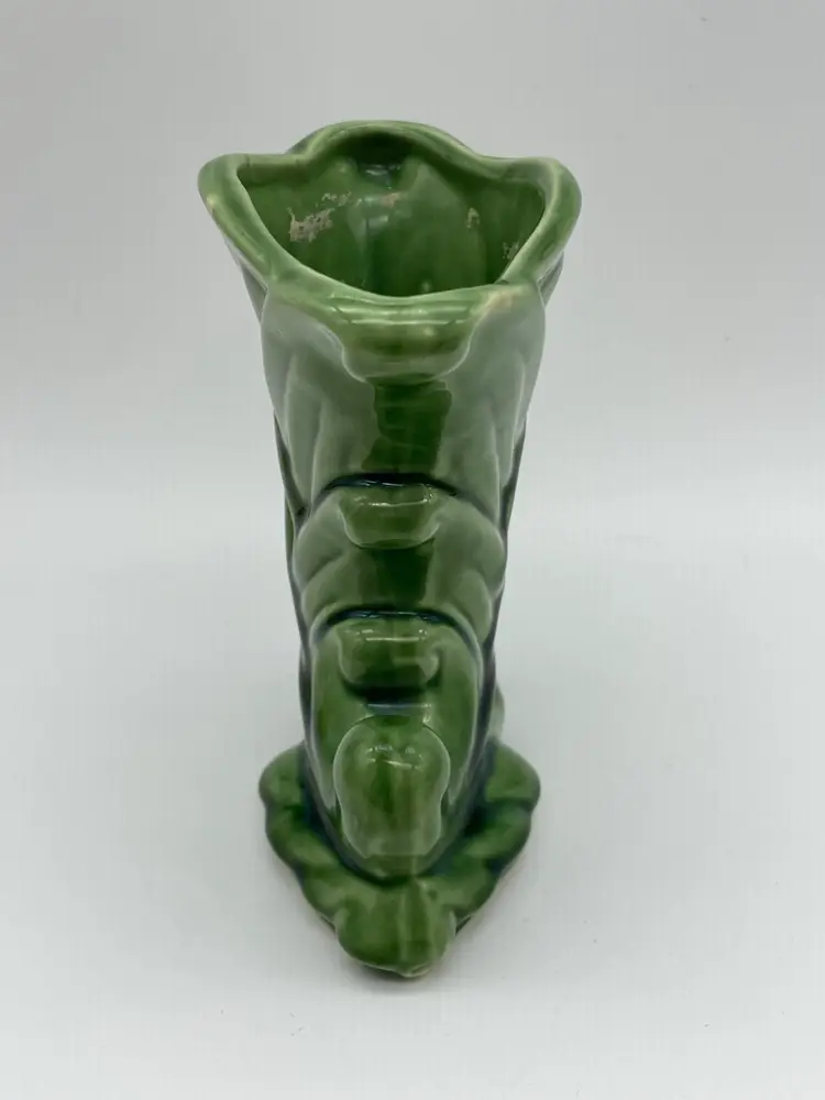 Vintage Shawnee Pottery Green Glaze Cornucopia Vase Planter #835