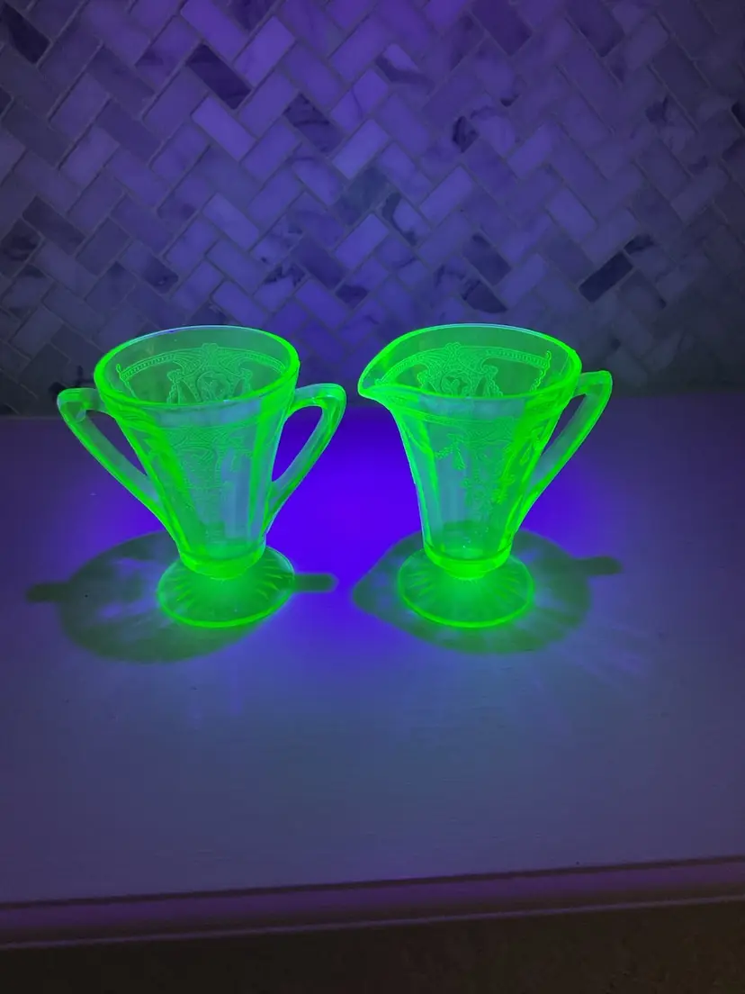 Cameo Ballerina Uranium Sugar & Creamer Set - GLOWS