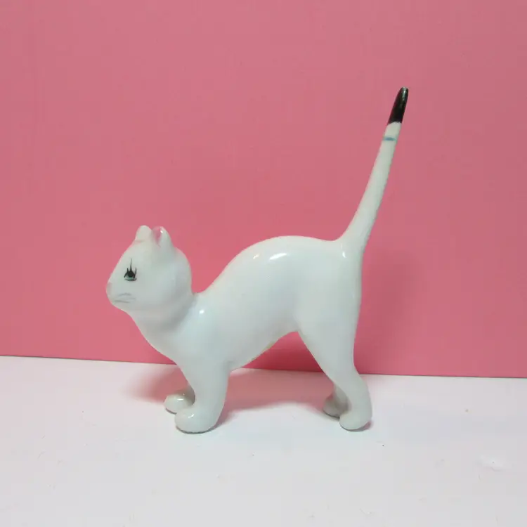 vintage ceramic white cat ring holder kitty figure long tail vanity decor