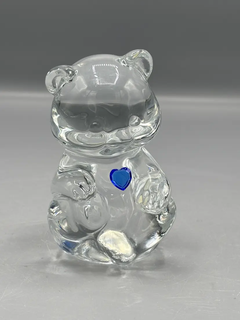 Vintage Fenton glass birthstone bear figure