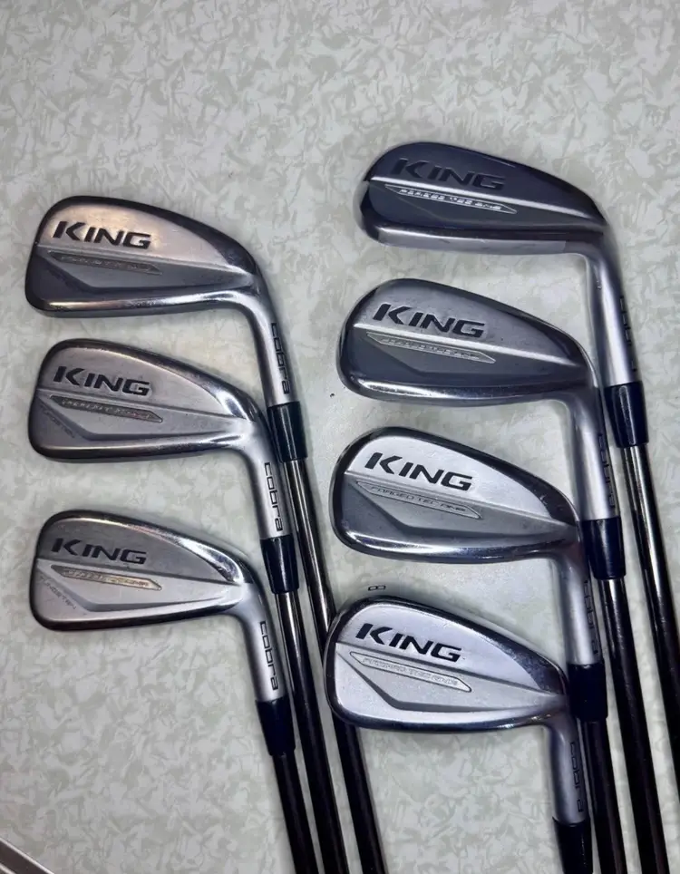 COBRA KING FORGED TEC ONE LEGNTH IRON SET 5-PW, GW Recoil ESX Graphite R-Flex RH