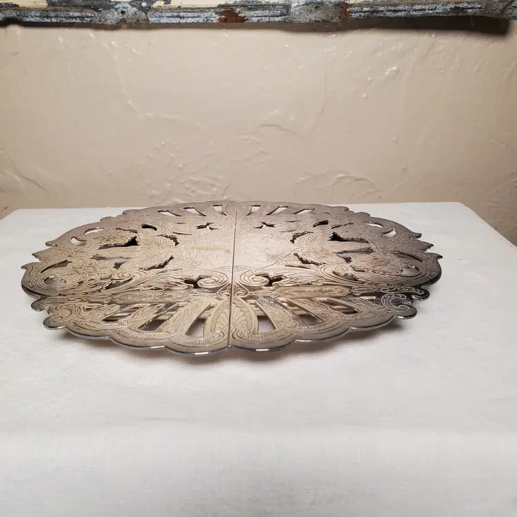 Vintage Wallace Silver Plated Expanding Trivet