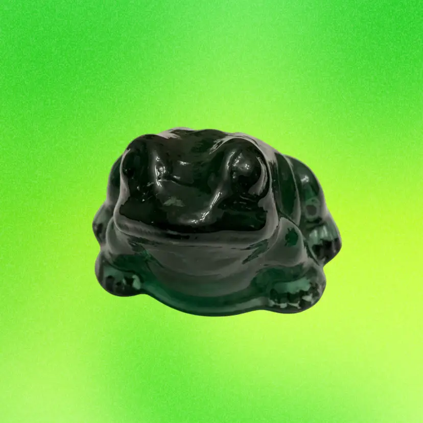 Wilkerson Dark Green Glass Frog Figurine/Paperweight 2” x 2.75”