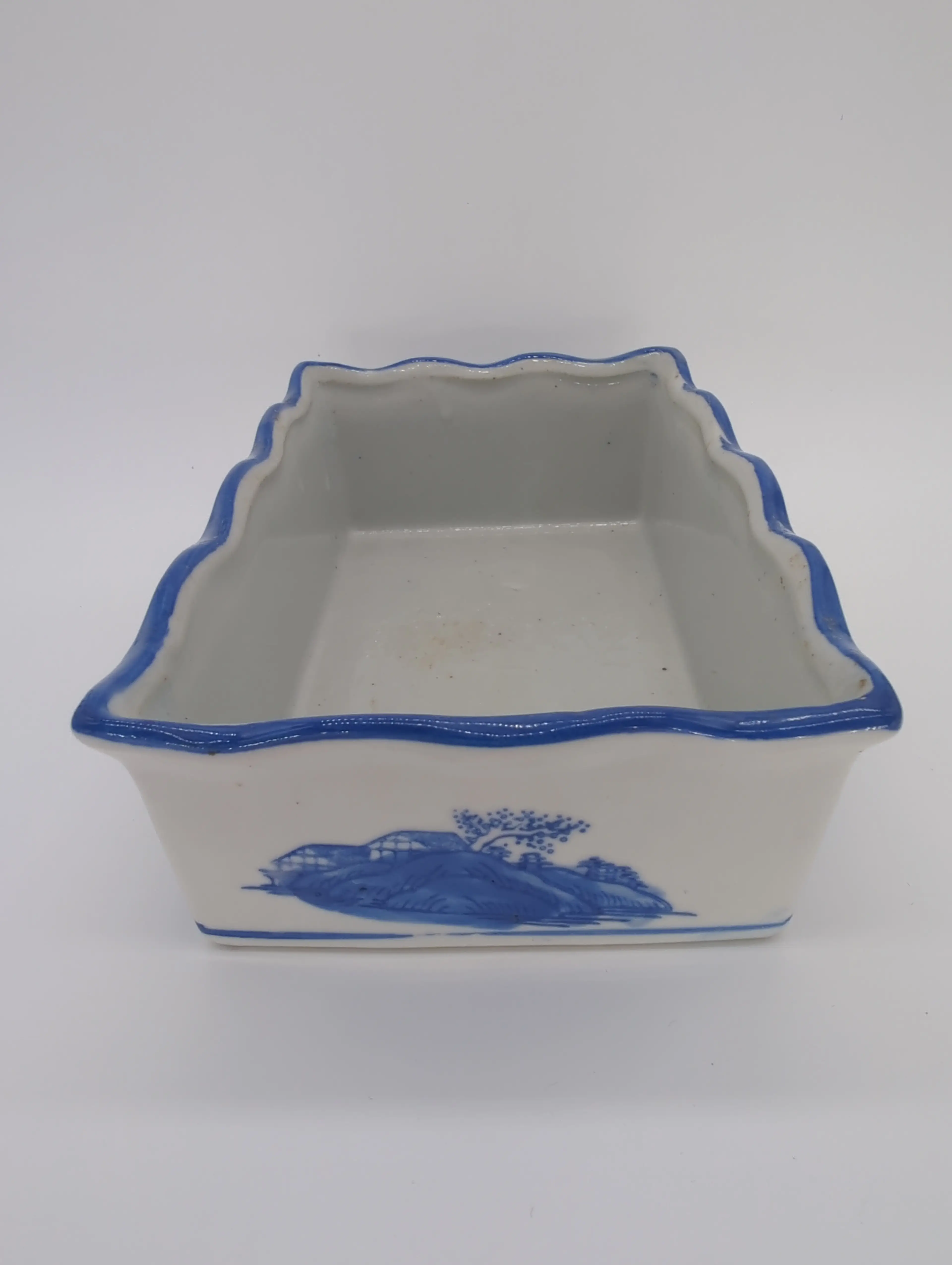 Image 4 of 6