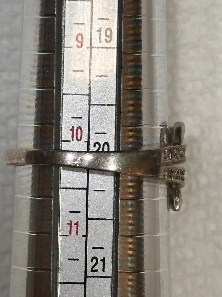 Retro Gemstone Ring Split Band Love Heart Row CZ Stones Size 1O