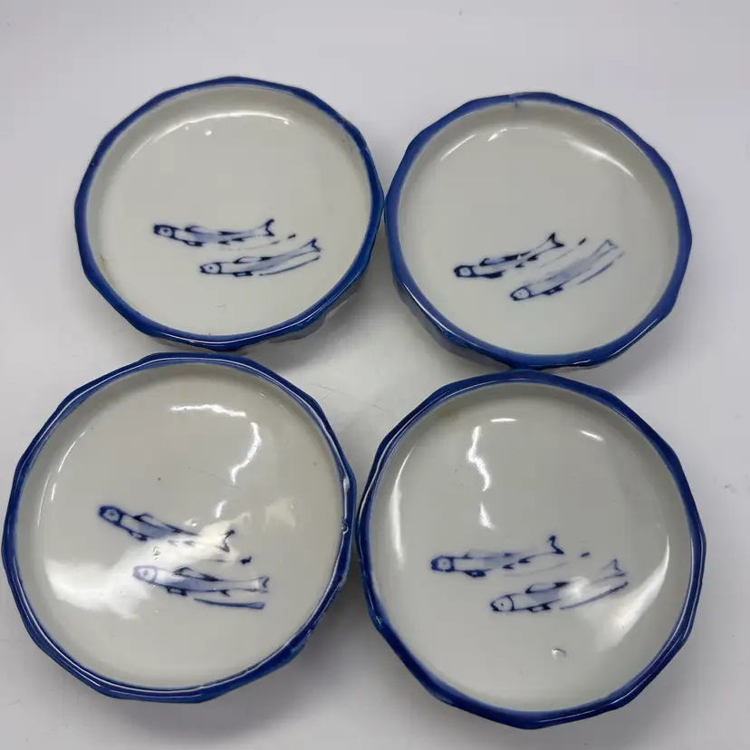 Japanese Ceramic Sauce Bowls Blue White Fish Motif Octogonal Set/4