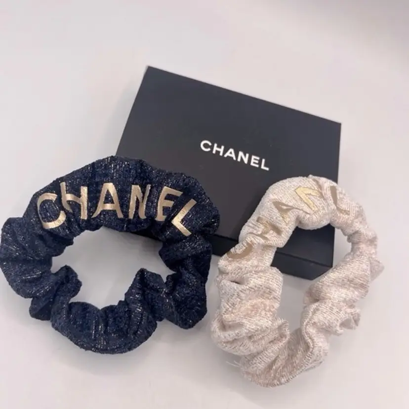 Chanel 2 Piece Scrunchie Set