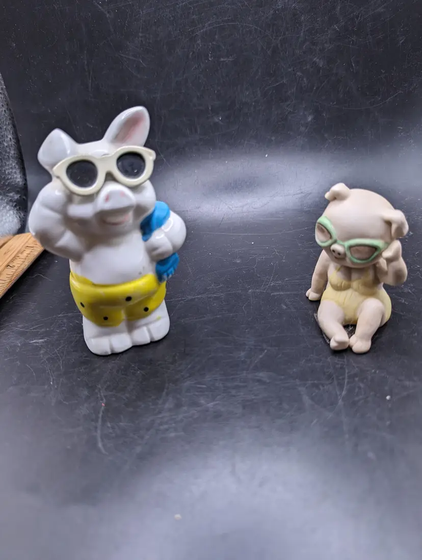 Vintage Beach Pigs Figurine Set with Sunglasses One Is Enesco