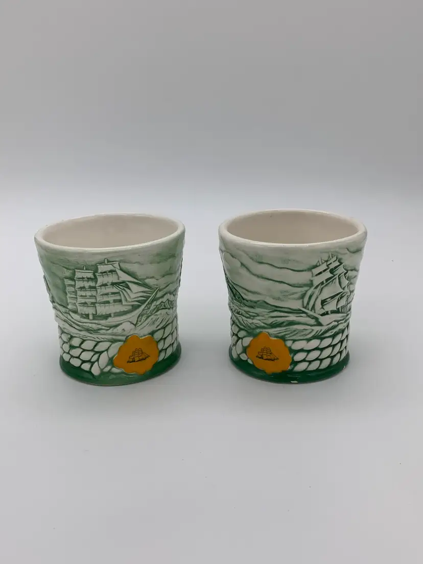 EXCLUSIVELY CREATED CUTTY SARK Whiskey Tumbler Mug Vase Set Of 2 Embossed 1998