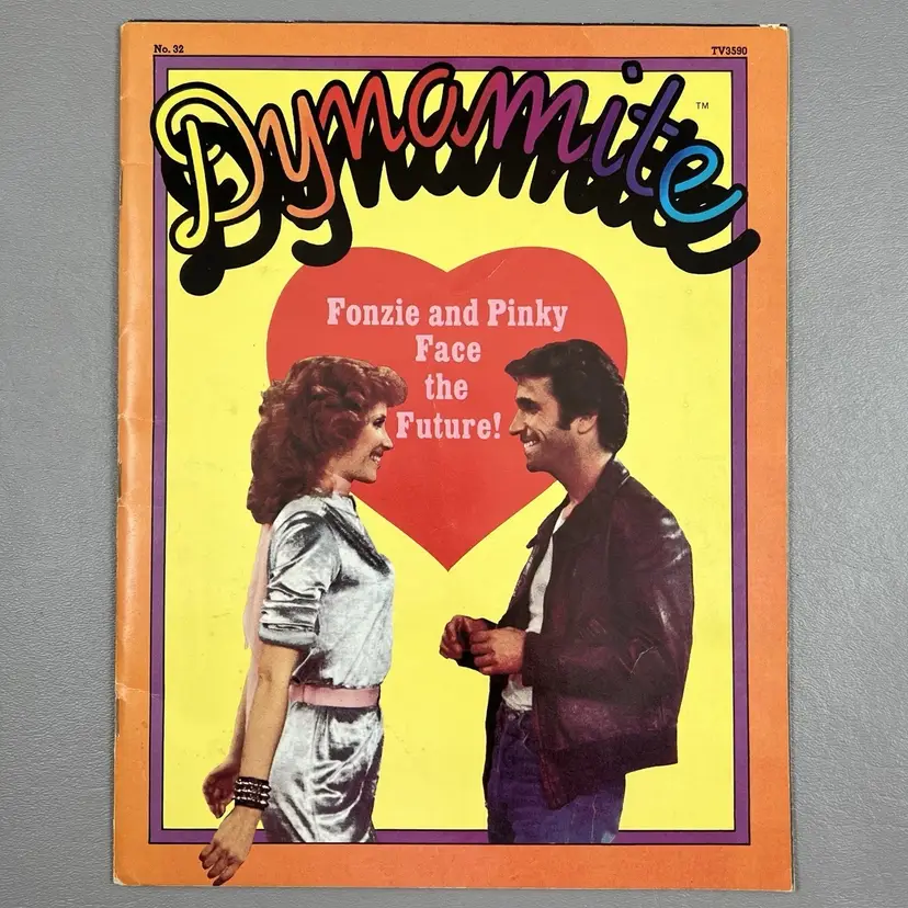 DYNAMITE 1977 Scholastic Magazine Fonzie Pinky Happy Days February No 32