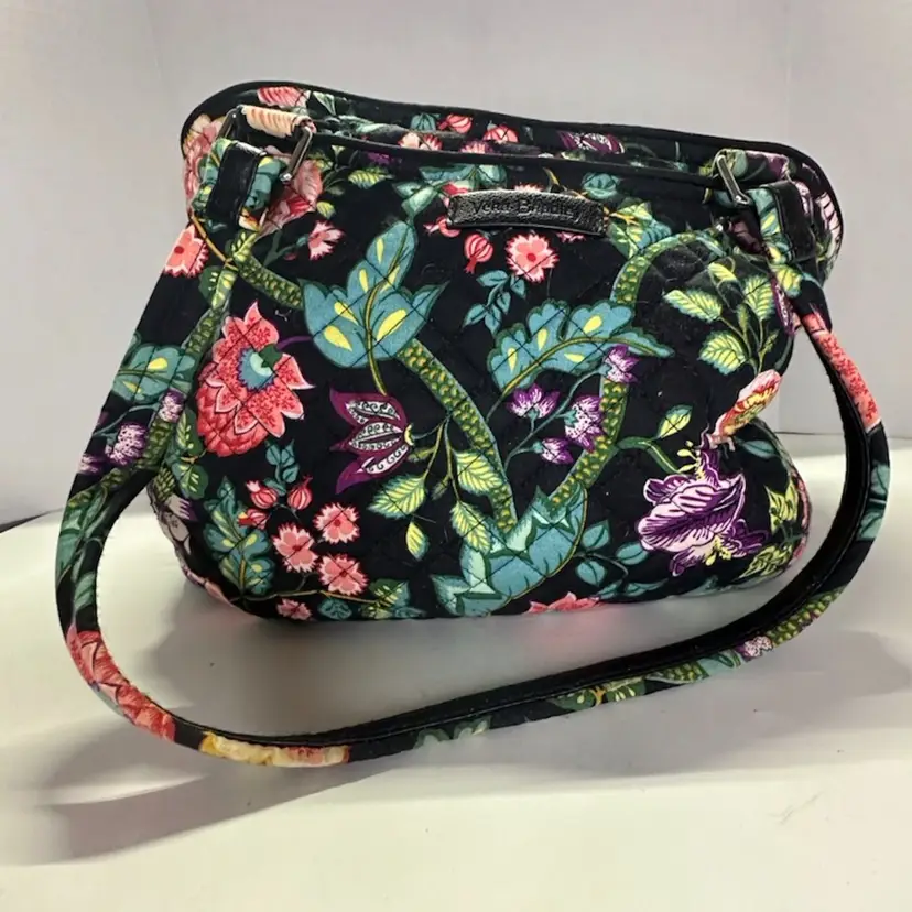 VERA BRADLEY Hadley EAST WEST Tote VINES Black Teal FLORAL Retired