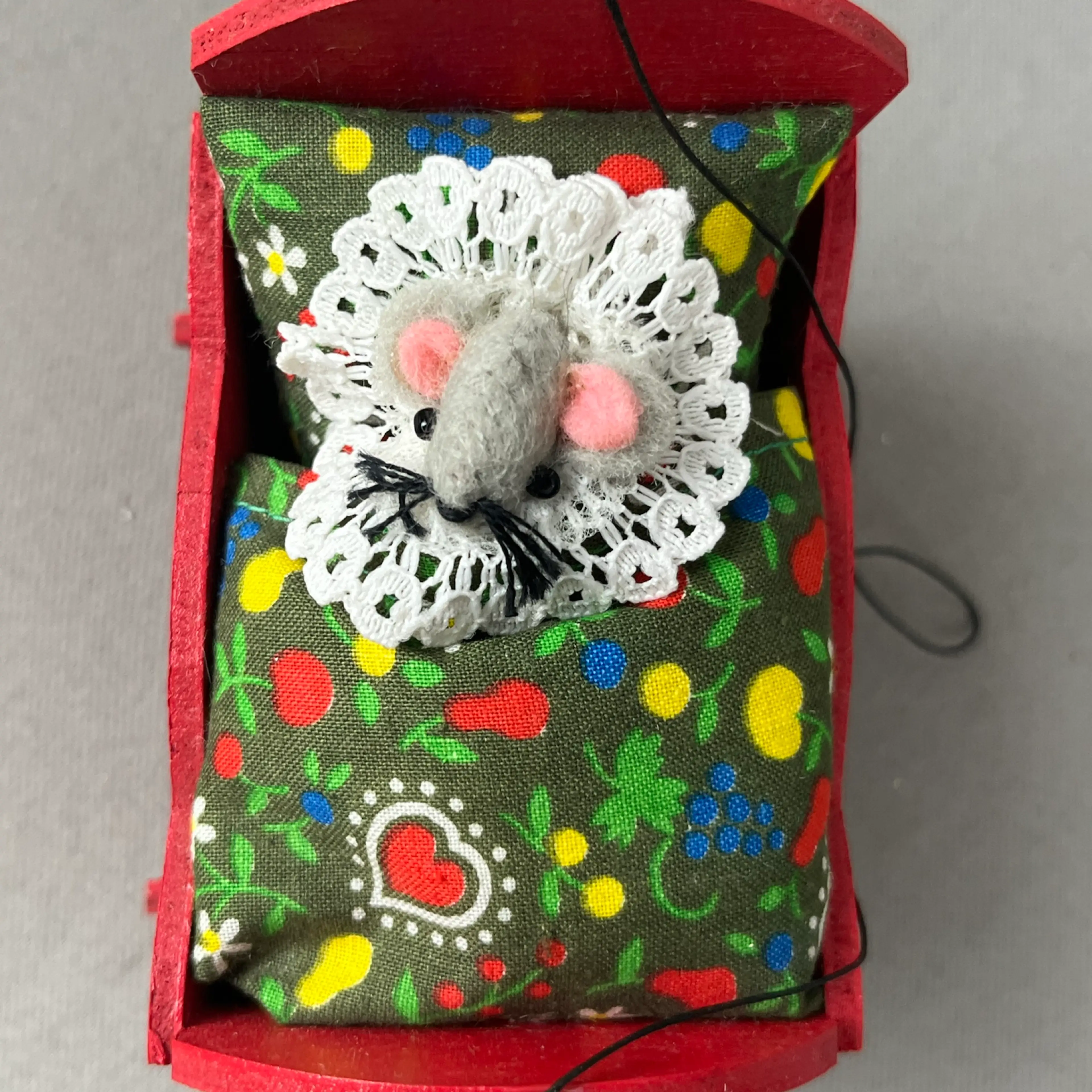 Image 2 of 8
