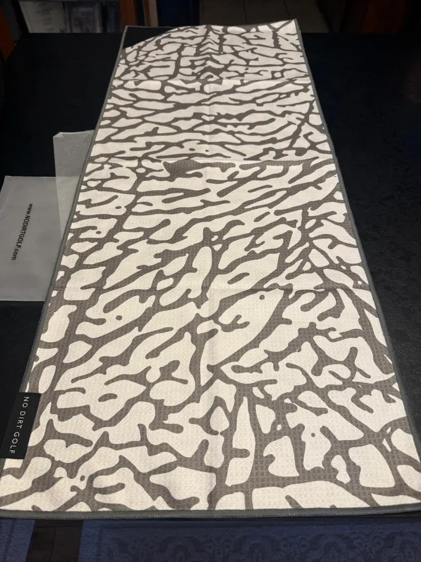 No Dirt Golf Towel
