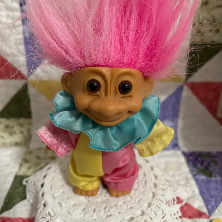 BE-Cute Vtg Clown Colorful Troll Russ 1990’s