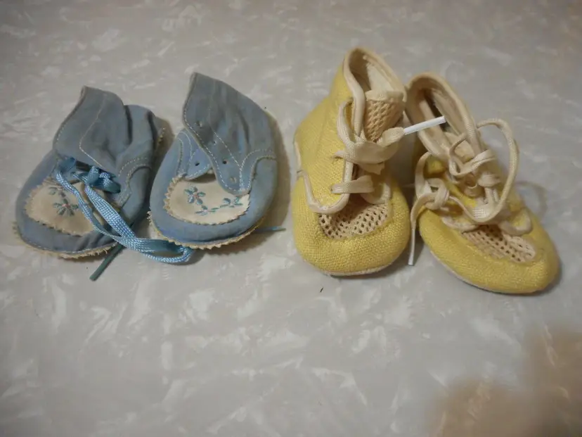 Lot of 2 Vintage Baby Shoes Yellow Blue with embroidery