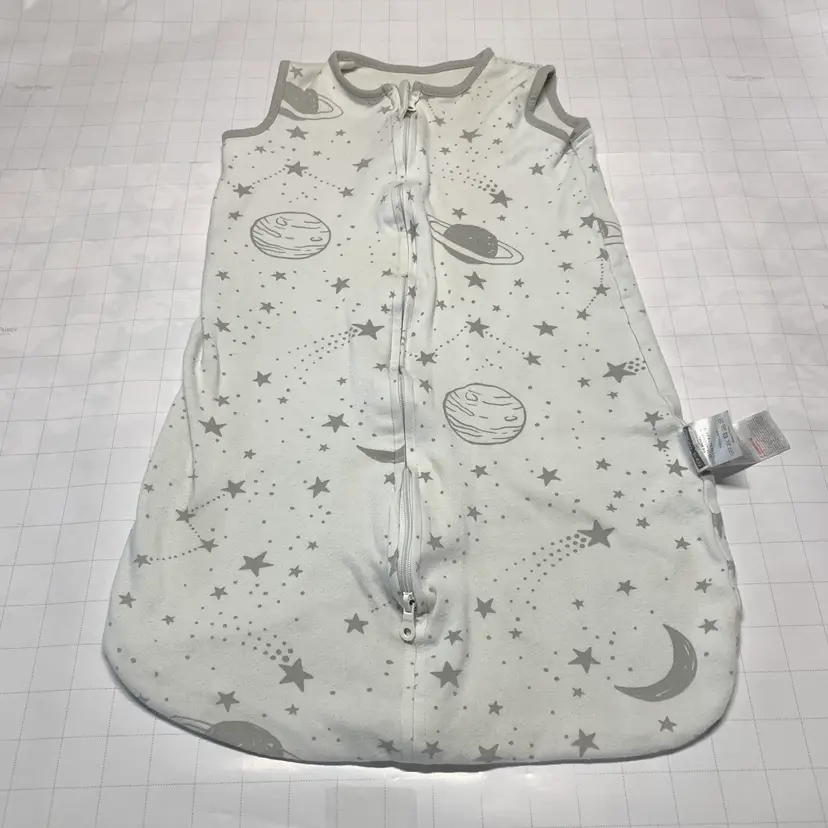 Gllquen Baby Sleep Sack Small 0-6m   AS IS