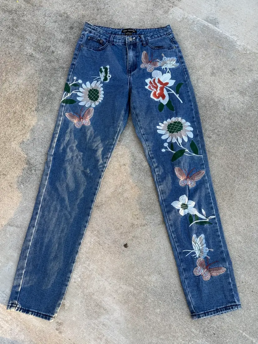 Women’s Pixie + Diamond Embroidered Butterfly Jeans Size Small