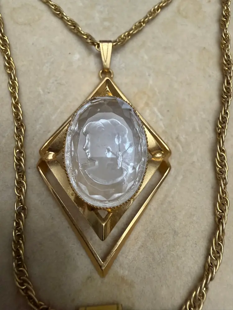 Vintage NIB Glass Cameo Necklace And Earrings 14 Kt HGE- Gorgeous Set