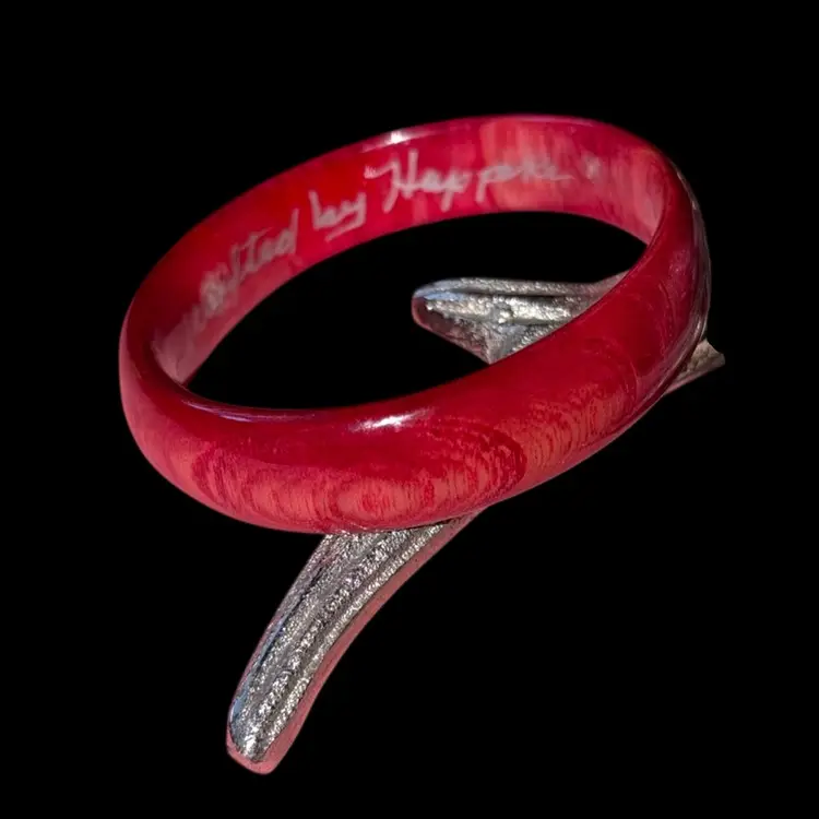 HUPPKE Handcrafted Signed Lucite Marbled Red Bangle Bracelet