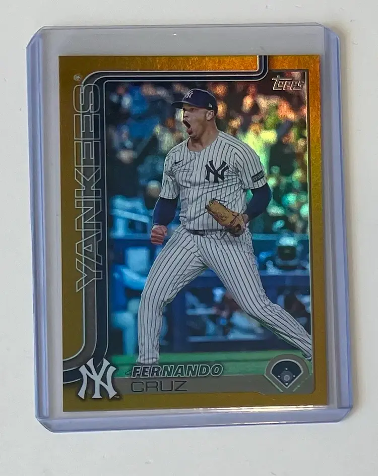 Fernando Cruz Gold Rainbow Foil /50 New York Yankees