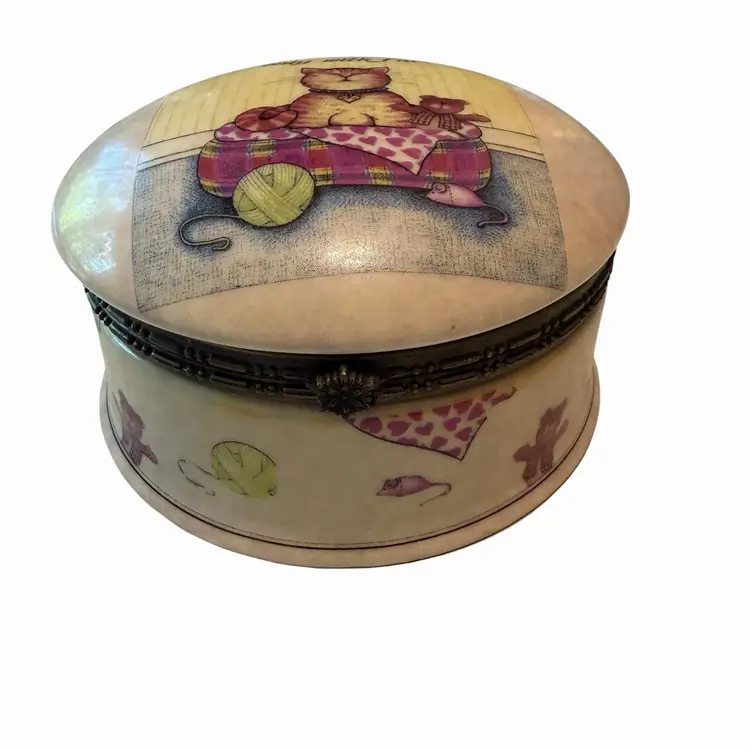 “Cats Are Children Only With Fur - Powder Jar Or Trinket Box  Vintage