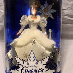 Walt Disney`s 1996 CINDERELLA Special Edition First in a Series NIB