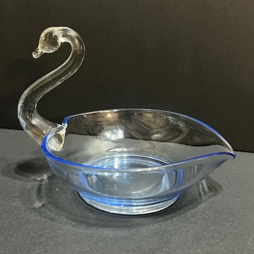 Pale Blue & Clear Glass Swan Dish ~4.75β x 6.25β x 5.25β