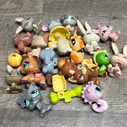 Littlest Pet Shop Lot (21)